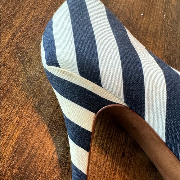 9.5 Nautical Stripes JCrew Peep-toe Pumps - Picture 5 of 6